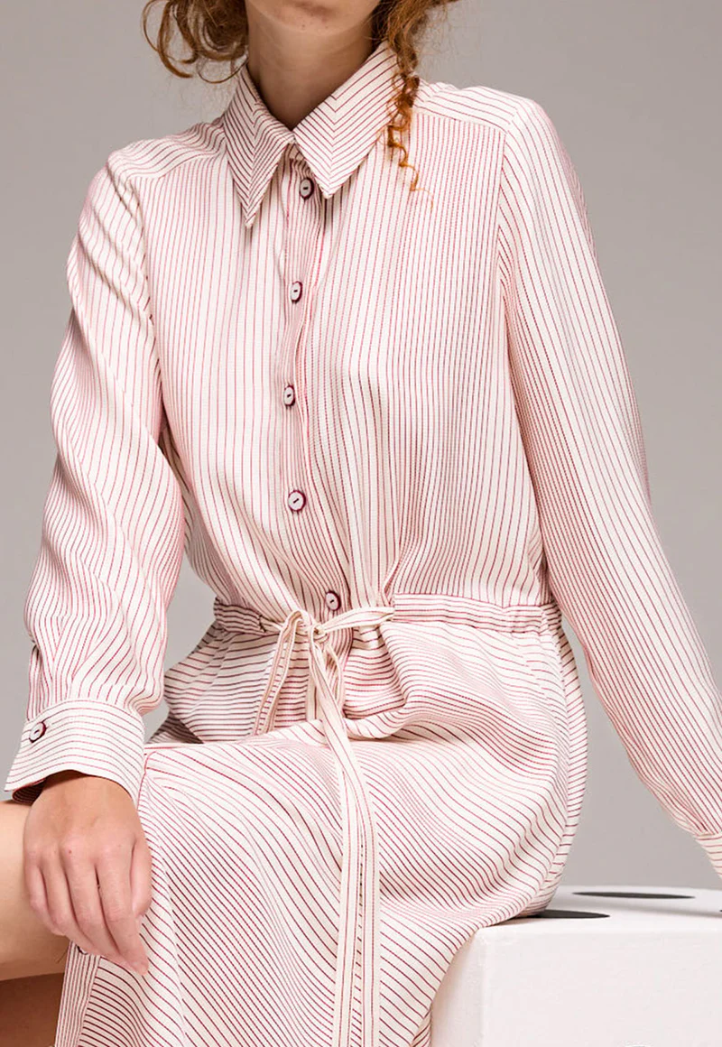 ANTONIA ZANDER Belinda in Red – Bild 4